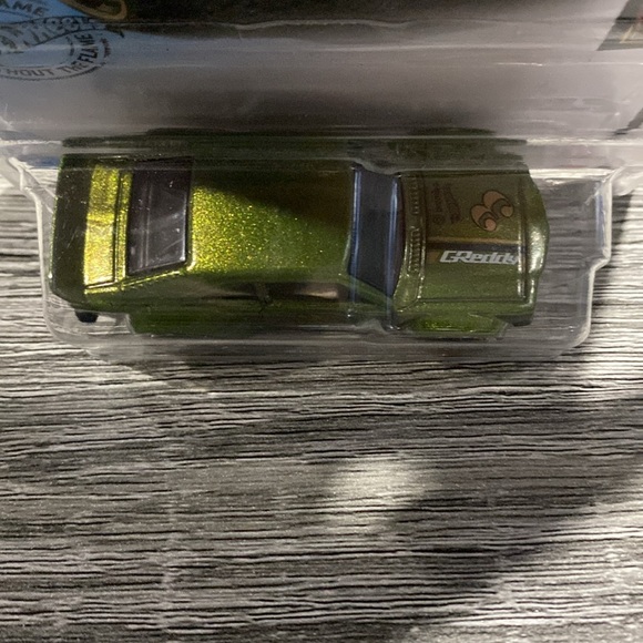 Hot Wheels | Nightburnerz #8/10: Mazda RX-3 (GReddy) - 1:64 Scale Die Cast - Picture 6 of 10